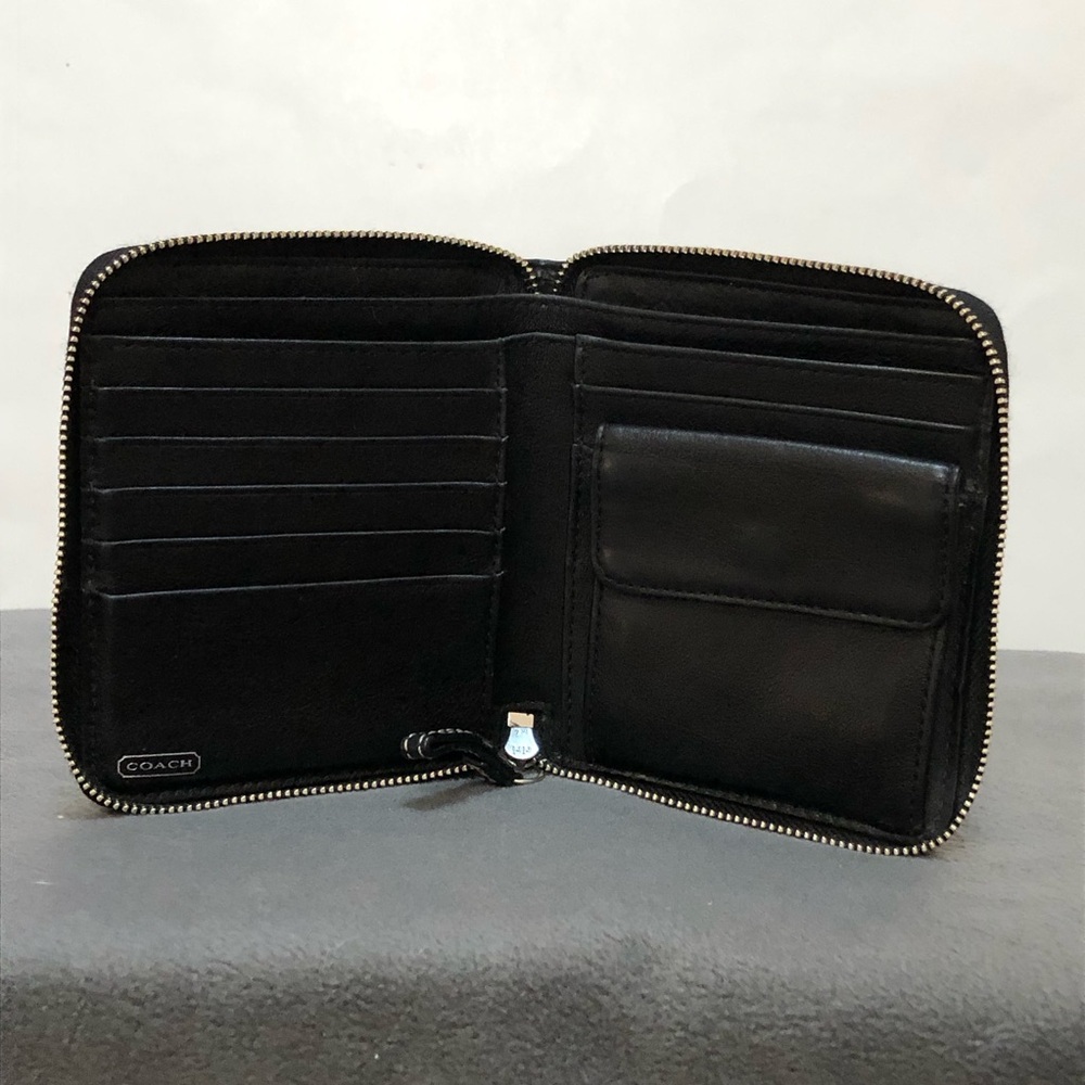 Coach  Black Pebble Leather Wallet - Picture 8 of 12